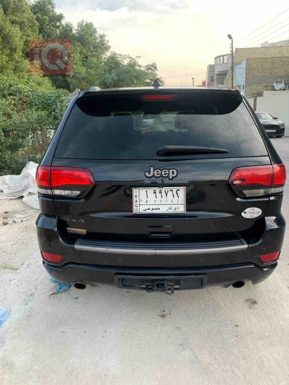 جیپ گراند شیرۆکی